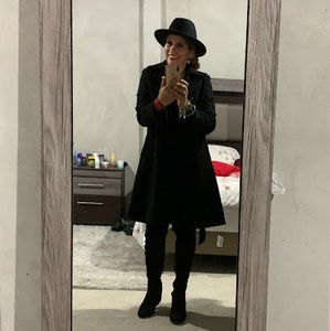 Meet your Posher, Violeta